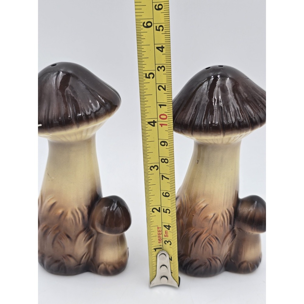 2 Sets Ceramic Vintage Mushroom Salt and Pepper Shakers 1 Mismatched Brown Green - Picture 8 of 14